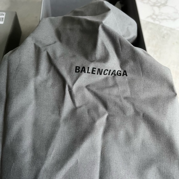 Balenciaga slides - Picture 3 of 5